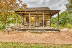  Town Creek Log Cabin  Фредериксберг